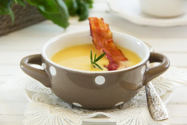 Lentil soup and pumpkin with bacon and blue cheese. — Stock Photo, Image