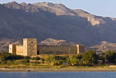 Yunanistan'ın Girit Adası'nda fragokastelo Kalesi