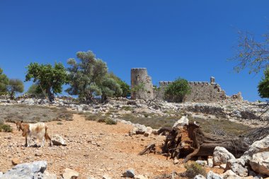 Yunanistan Güney Girit Adası'nda bulunan Ortaçağ Kalesi