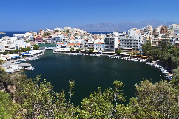 Aghios nikolaos staden på Kreta i Grekland — Stockfoto