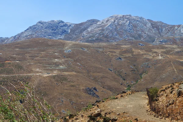 Góry Asterousia i grzbiecie na wyspie Kreta Grecja — Zdjęcie stockowe