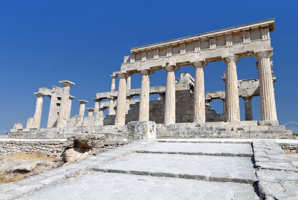 Tempio di Aphaea Athina sull'isola di Aegina in Grecia . — Foto Stock
