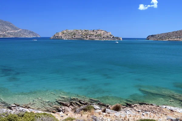 Elounda bay na ostrově Kréta v Řecku — Stock fotografie