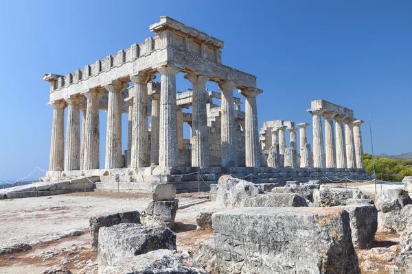 Templo de Afaea Athina na ilha de Aegina, na Grécia . — Fotografia de Stock
