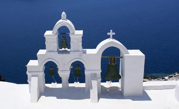 Traditionele kapel op santorini eiland in Griekenland — Stockfoto