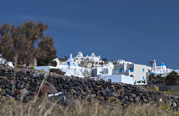 Pueblo de Pyrgos en la isla de Santorini en Grecia —  Fotos de Stock