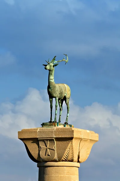 Estatua en la isla de Rodas en Grecia —  Fotos de Stock