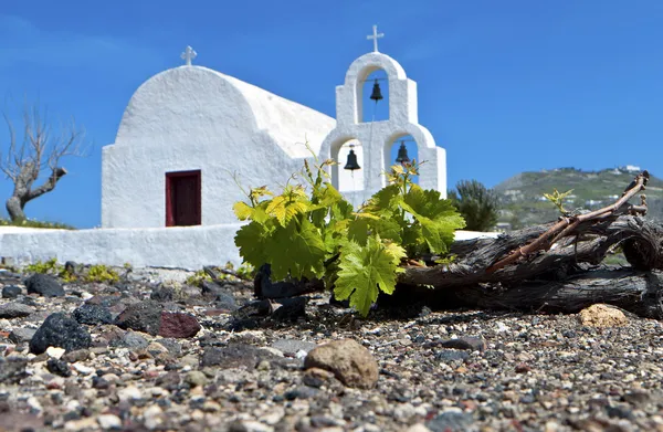 Tradycyjny kościół na wyspie santorini w Grecji — Zdjęcie stockowe