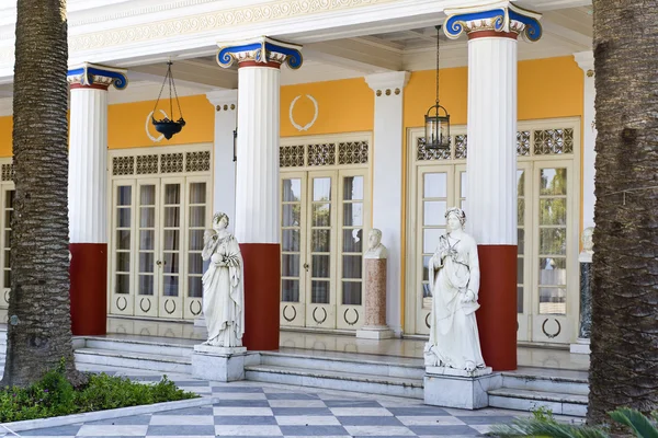 Palácio de Aquiles na ilha de Corfu, na Grécia — Fotografia de Stock