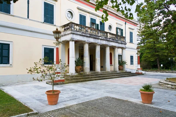 Palais Mon Repo sur l'île de Corfou en Grèce — Photo