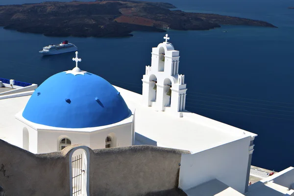 Traditional church at Santorini island in Greece — Stock Photo, Image