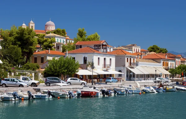 Pueblo pesquero escénico de Galaxidi en Grecia — Foto de Stock