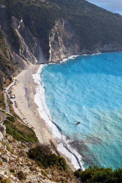 Praia de Mirtos na ilha de Kefalonia, na Grécia — Fotografia de Stock