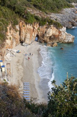 Yunanistan 'ın Pelion kentindeki Tsagarada' da Mylopotamos plajı