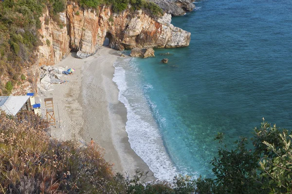 Strand van Mylopotamos bij Tsagarada de Pelion in Griekenland — Stockfoto