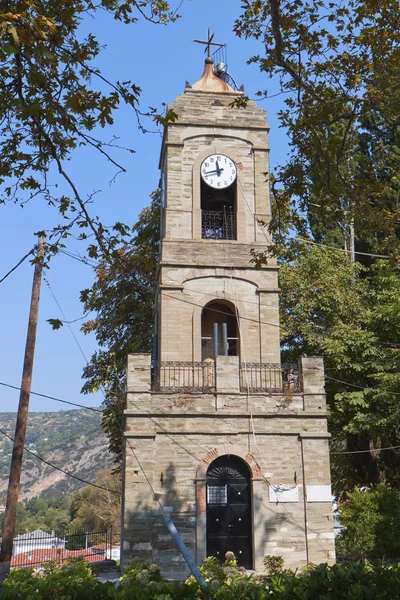 Gamla klocktorn bygga på Portariá village av pelion i Grekland — Stockfoto