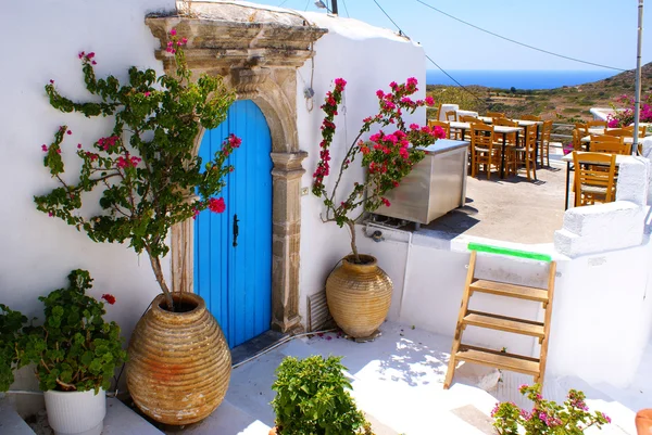 Kithira Adası'nda bulunan Yunan geleneksel ev — Stok fotoğraf