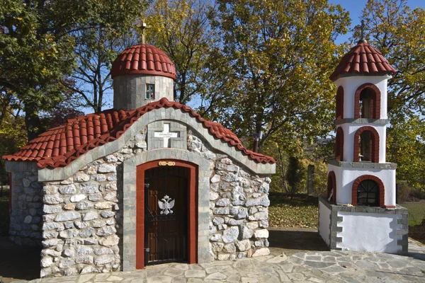 Pequena igreja ortodoxa no norte da Grécia — Fotografia de Stock