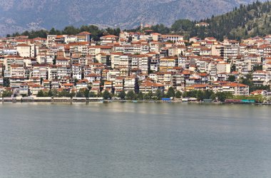 Yunanistan gölde geleneksel eski şehir Kastoria