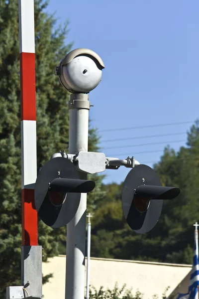 Estação ferroviária e sinais de controle de tráfego imagem detalhe — Fotografia de Stock