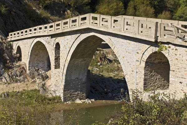 Old traditional stone made bridge at Xanthi, Greece — Stock Photo, Image
