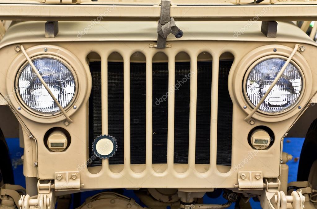 Collectible old ww2 jeep vehicle – Stock Editorial Photo © Panos_Karas  #13263577