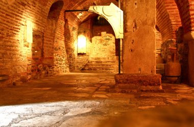 catacombs bir Ortodoks Kilisesi Yunanistan altında