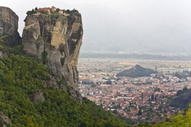 Monasterio en meteora cerca de kalambaka en Grecia