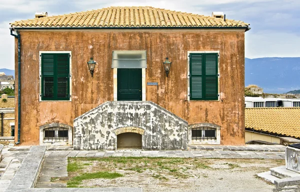 Antigua casa histórica en la isla de Corfú en Grecia —  Fotos de Stock
