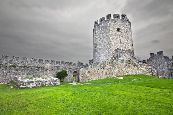 Medeltida eran slott på södra Europa — Stockfoto