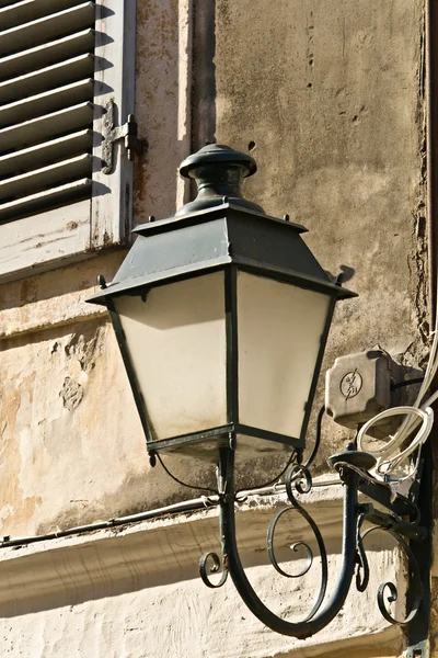 Edifícios antigos na ilha de Corfu, na Grécia — Fotografia de Stock