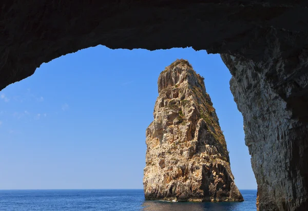 Le grotte blu del mare al mare Ionio, Grecia — Foto Stock
