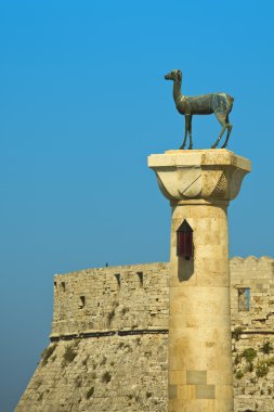 Rodos Adası Yunanistan. geyik heykeli