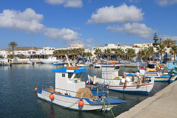 Aldeia de pesca tradicional na ilha de Kos, na Grécia — Fotografia de Stock