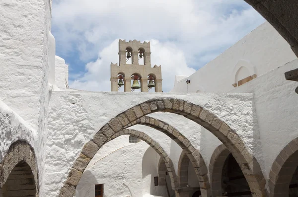 Klášter svatého Jana Evangelisty na ostrově patmos v Řecku. — Stock fotografie