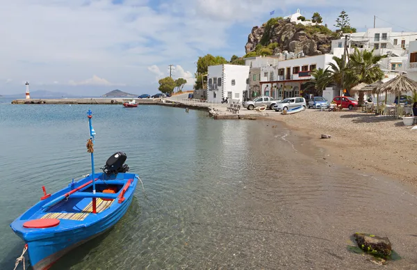 Praia na ilha de Patmos, na Grécia — Fotografia de Stock