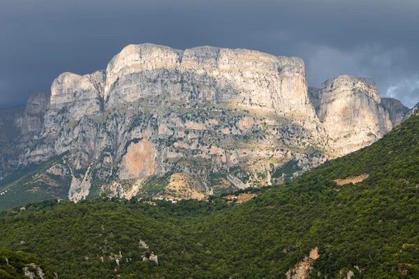 astraka zirvesinde epirus alan, pindos Dağları, Yunanistan