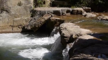 nehir sals rennes les Bains, Fransa