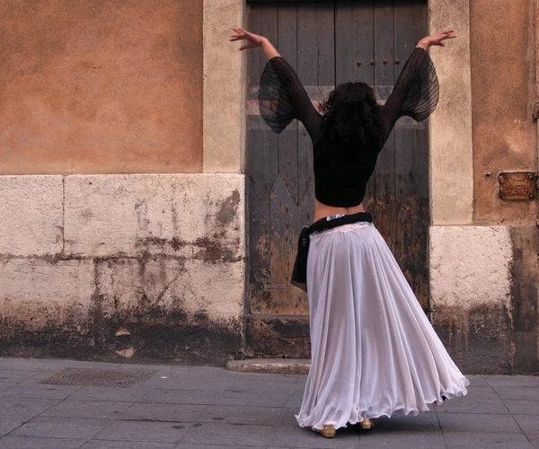 Bailarina del norte de África —  Fotos de Stock