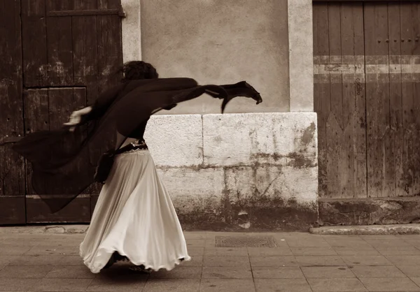 Dançarina norte-africana — Fotografia de Stock