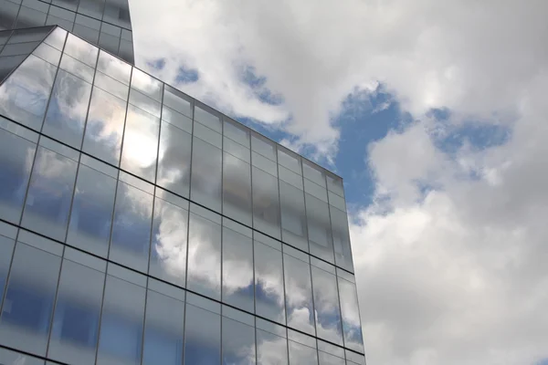 Pluizige wolk — Stockfoto