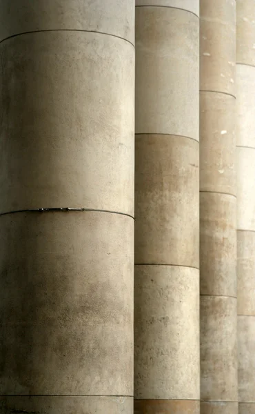 Säulen im Museum — Stockfoto