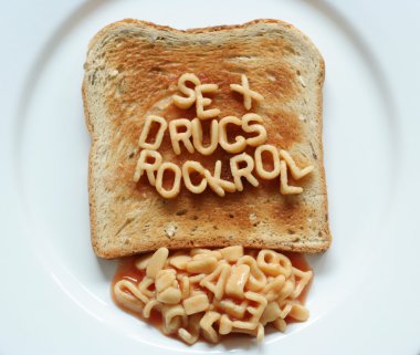 seks uyuşturucu rock roll tost