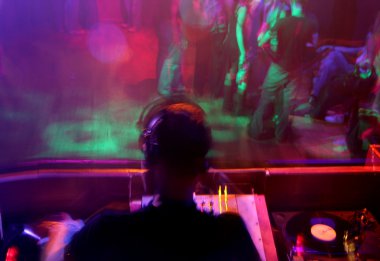DJ iş, disko partisi