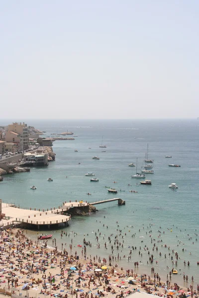 Marsella playa ocupada — Foto de Stock
