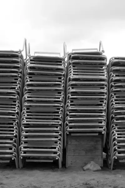 Chaises empilées — Photo