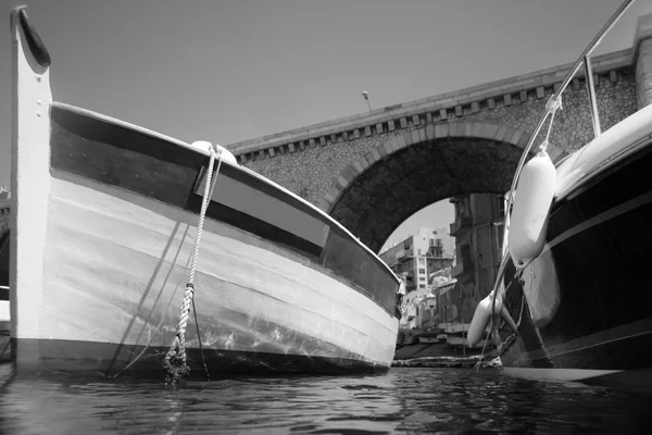 Barcos atracados — Fotografia de Stock