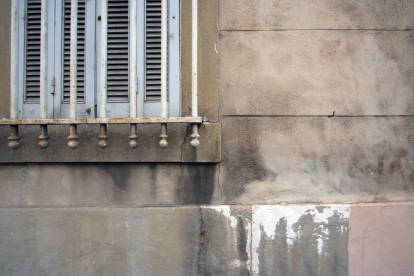 城市马赛窗口Urban marseille fönster — 图库照片