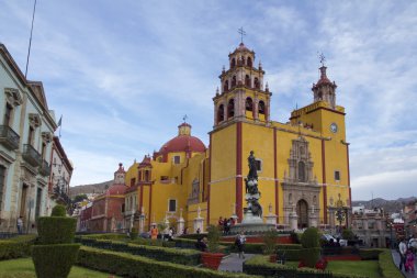 guanajuato, Meksika ikonik sarı kilisede