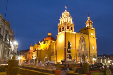 guanajuato, Meksika ikonik sarı kilisede